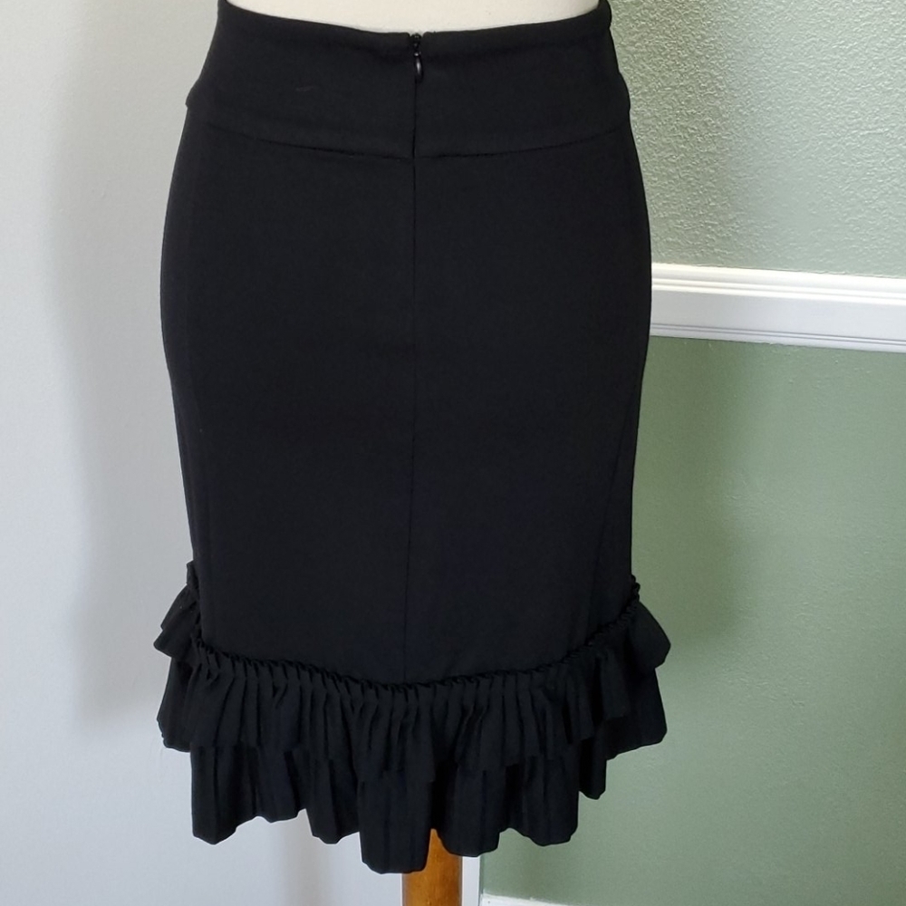 LAPIS KNIT BLACK KNEE LENGTH MIDI SKIRT - Picture 4 of 7